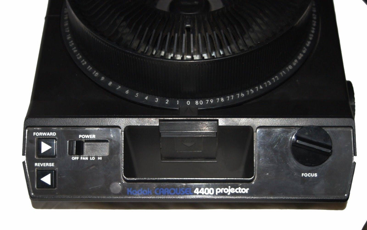 Carousel Projector with Remote Focus and 80-Slide Tray L36483