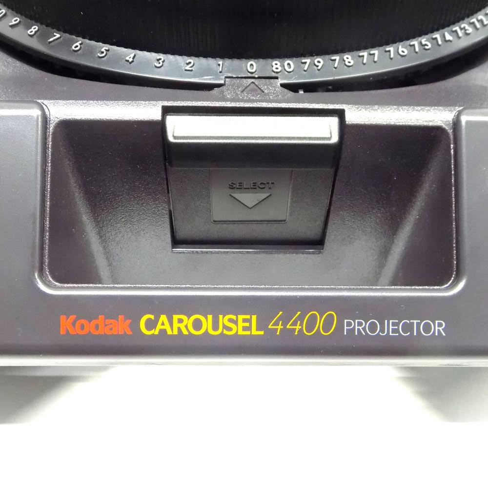 Carousel Projector with Remote Focus and 80-Slide Tray L36483