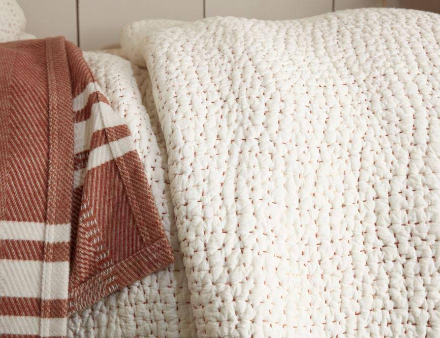 Organic Handstitched Quilt, Slate, Full/Queen D6302