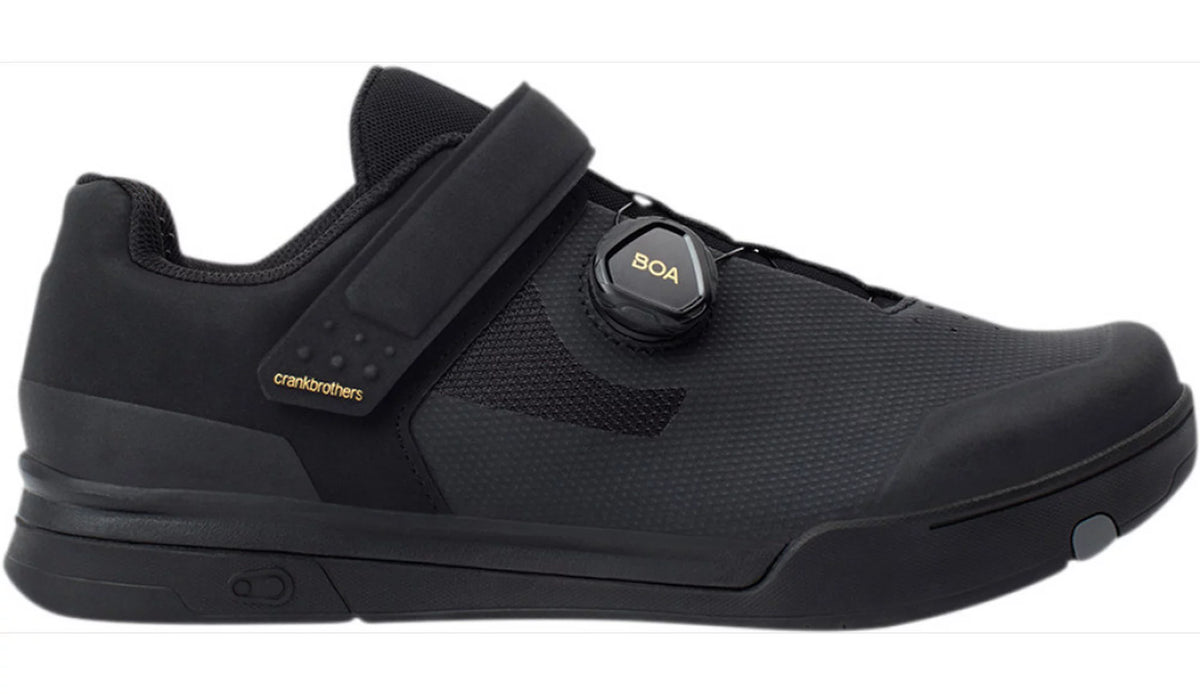 Black/Gold/Black Size 12.5 Men's Shoe C7418