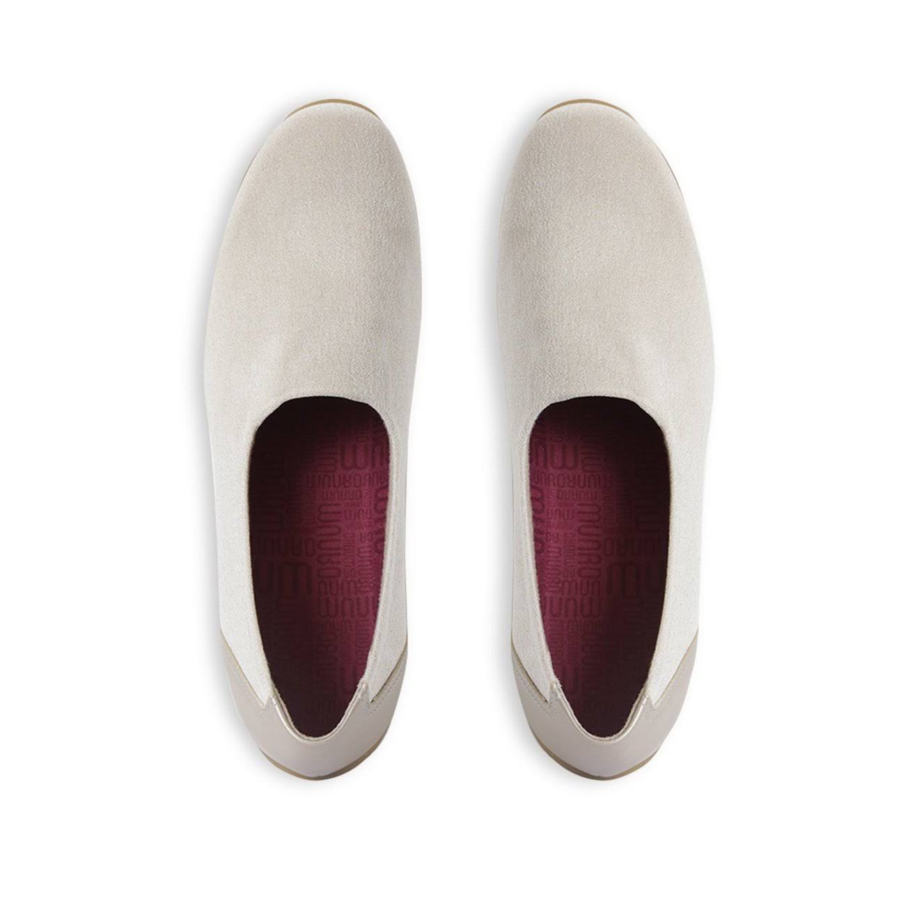 Taupe Traveler Shoes L98862