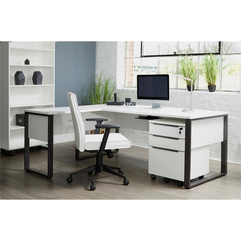 White Bookcase M695