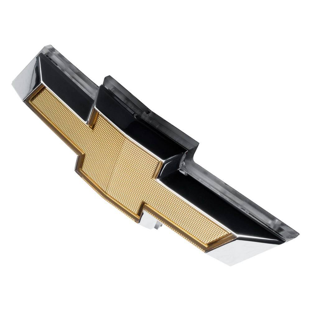 Summit White Bowtie M701