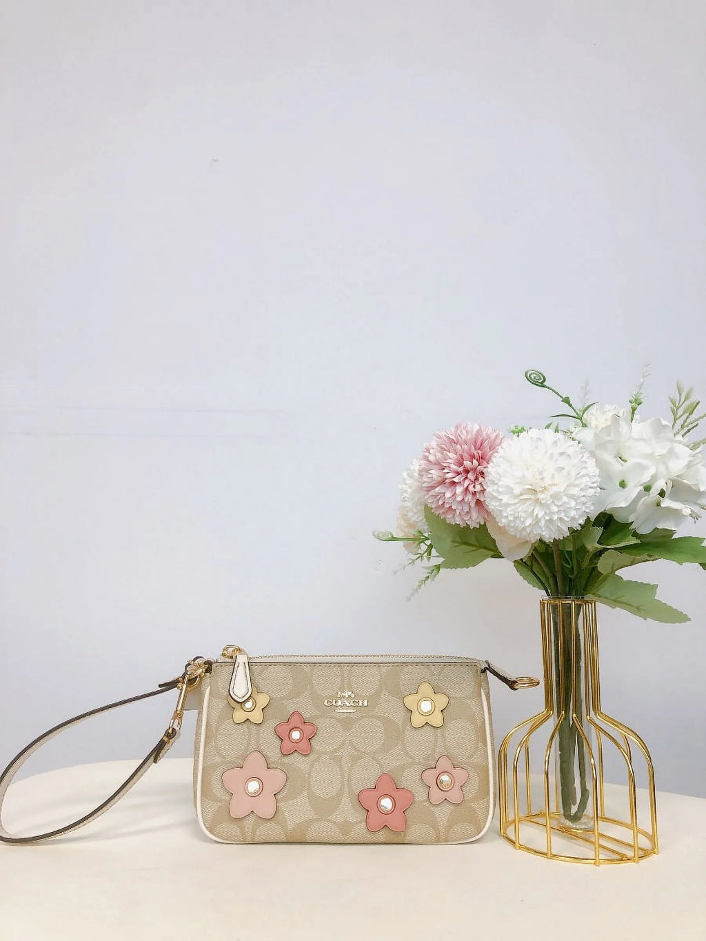 Light Khaki Signature Canvas Floral Applique Bag Q644