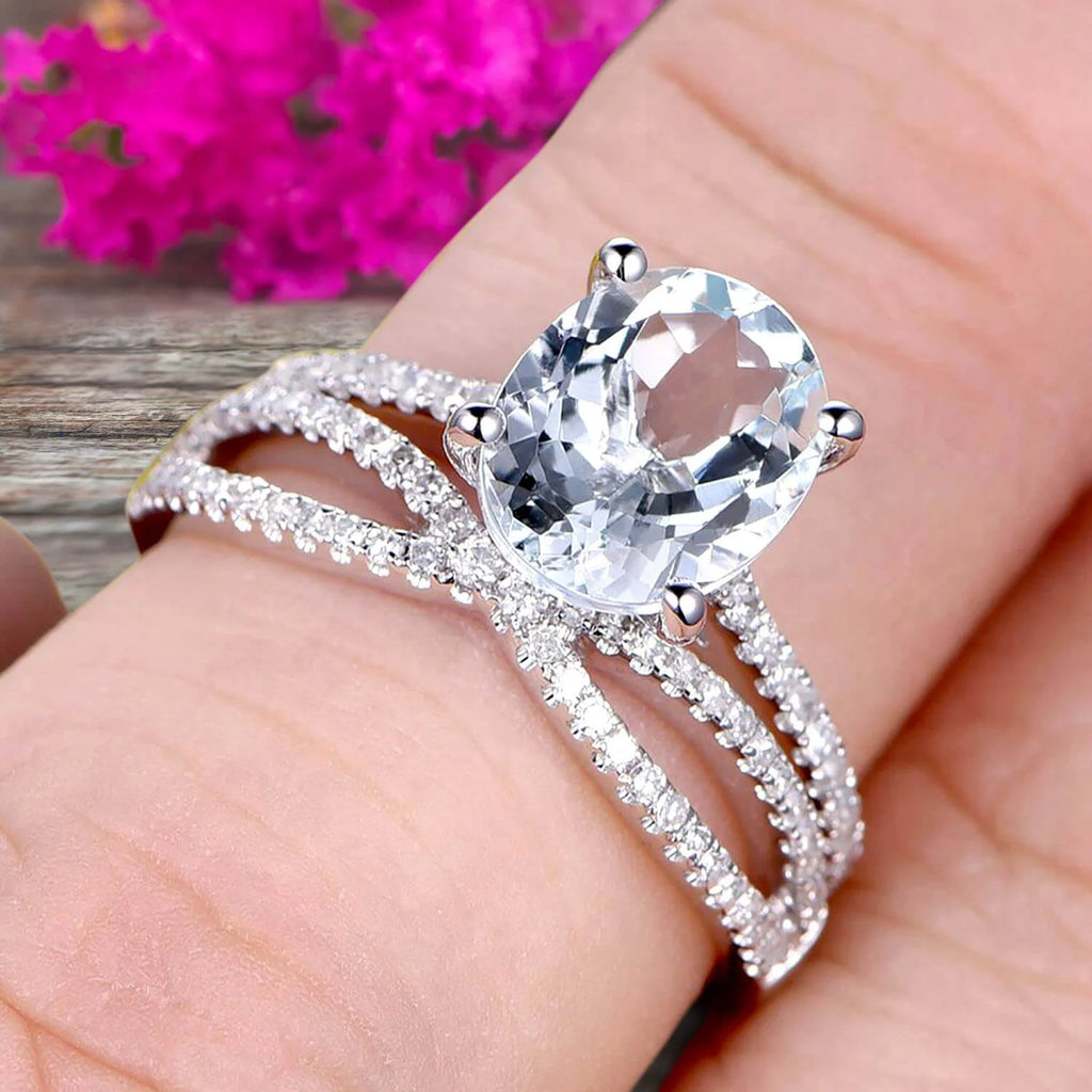10k White Gold Oval Aquamarine Engagement Ring T49611