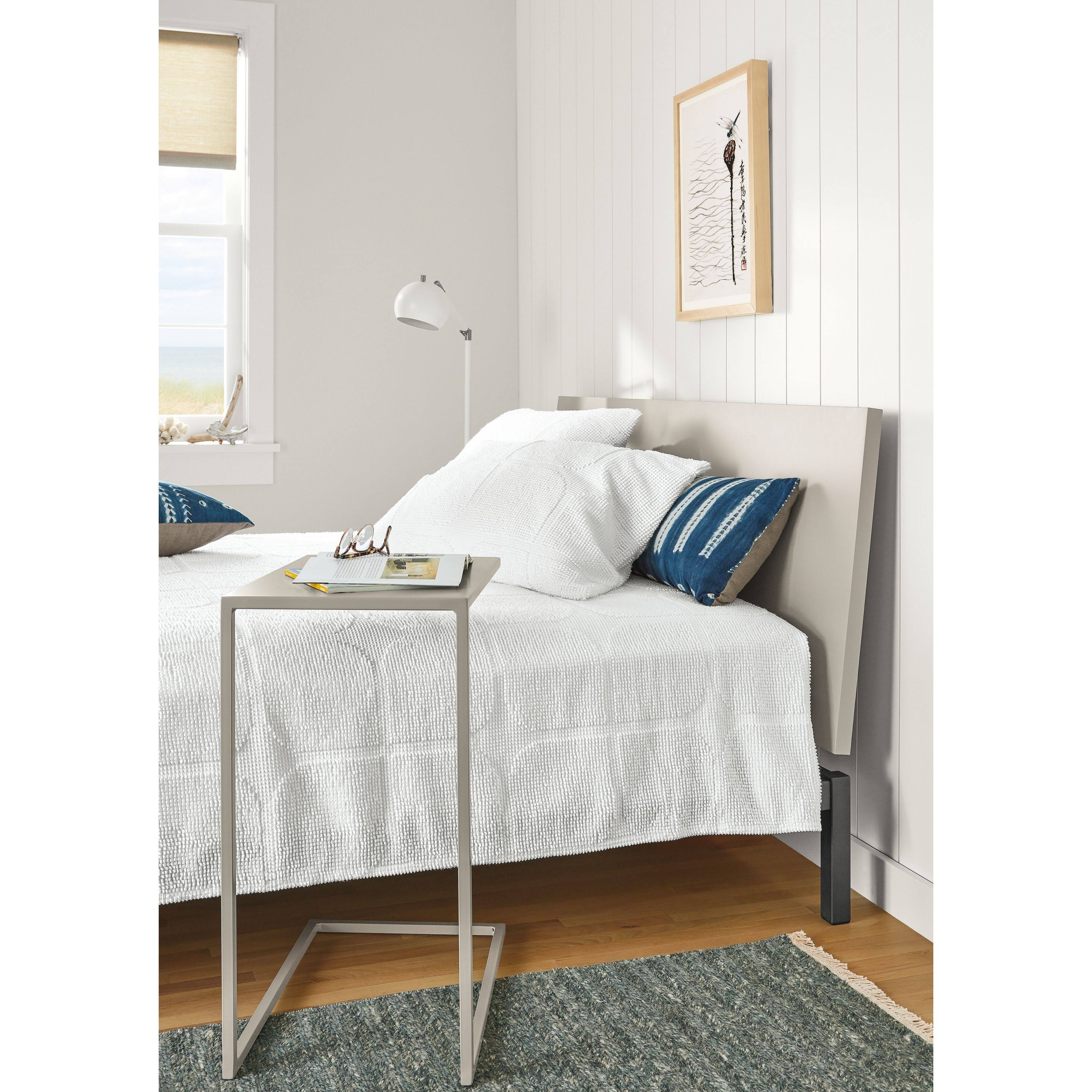 Slim C-Shaped Table D30654