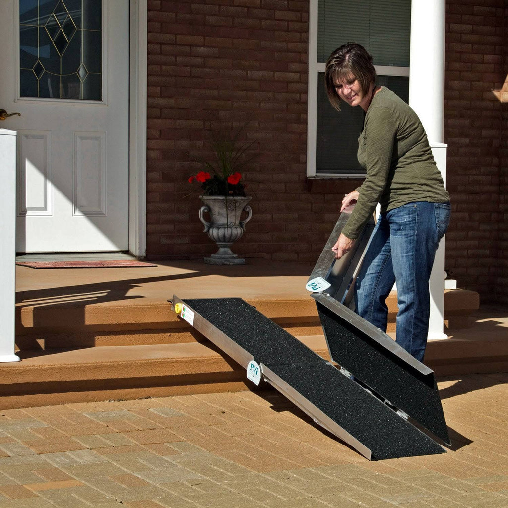 Portable 5-Foot Multifold Ramp V36622